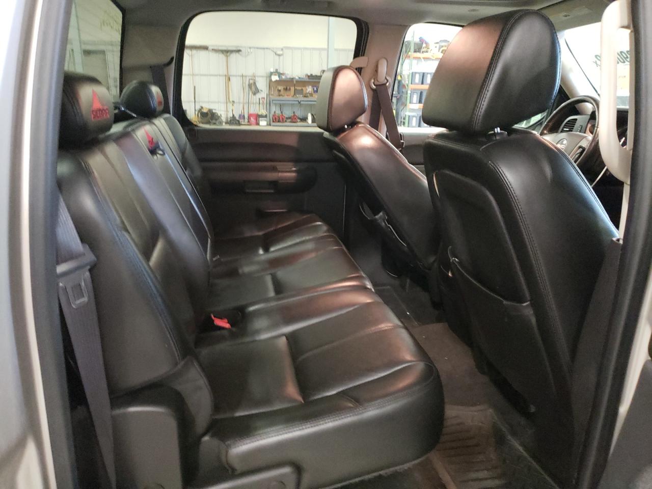 Photo 6 from auction – 2007 GMC NEW SIERRA with VIN 2GTEK13M071556408