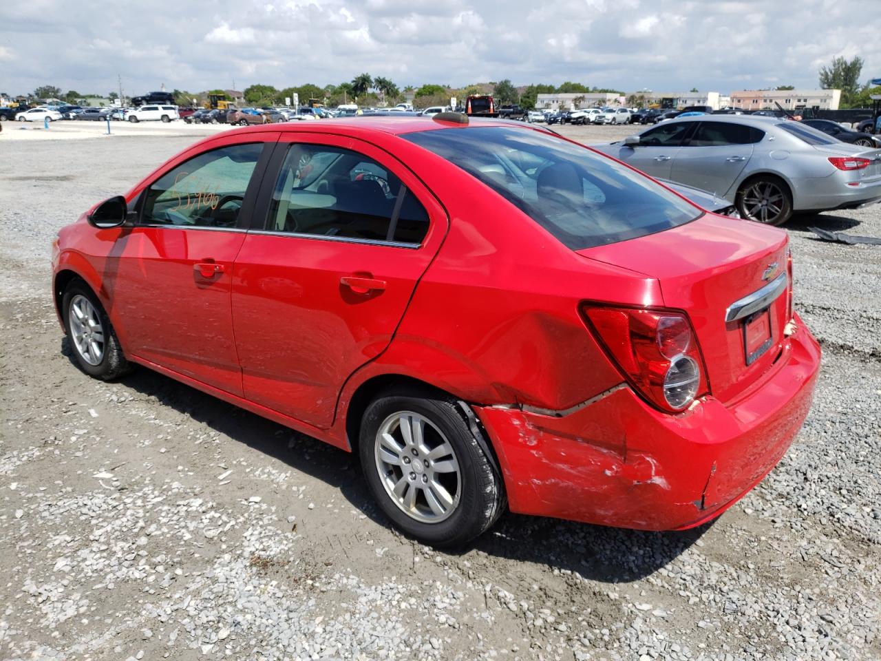 Zdjęcie 3 z aukcji – 2015 CHEVROLET SONIC LT z VIN 1G1JC5SG0F4100435