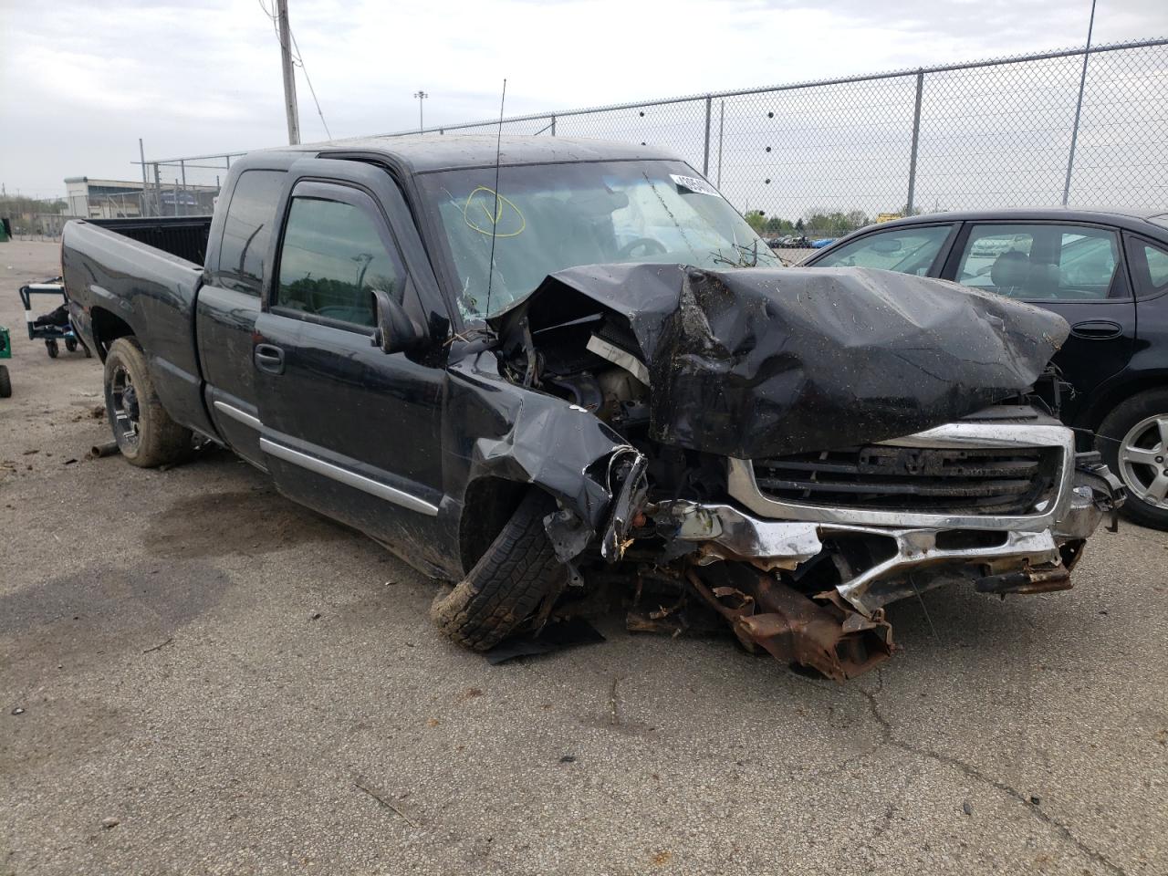 Photo 14 from auction – 2004 GMC NEW SIERRA with VIN 2GTEK19T841104538