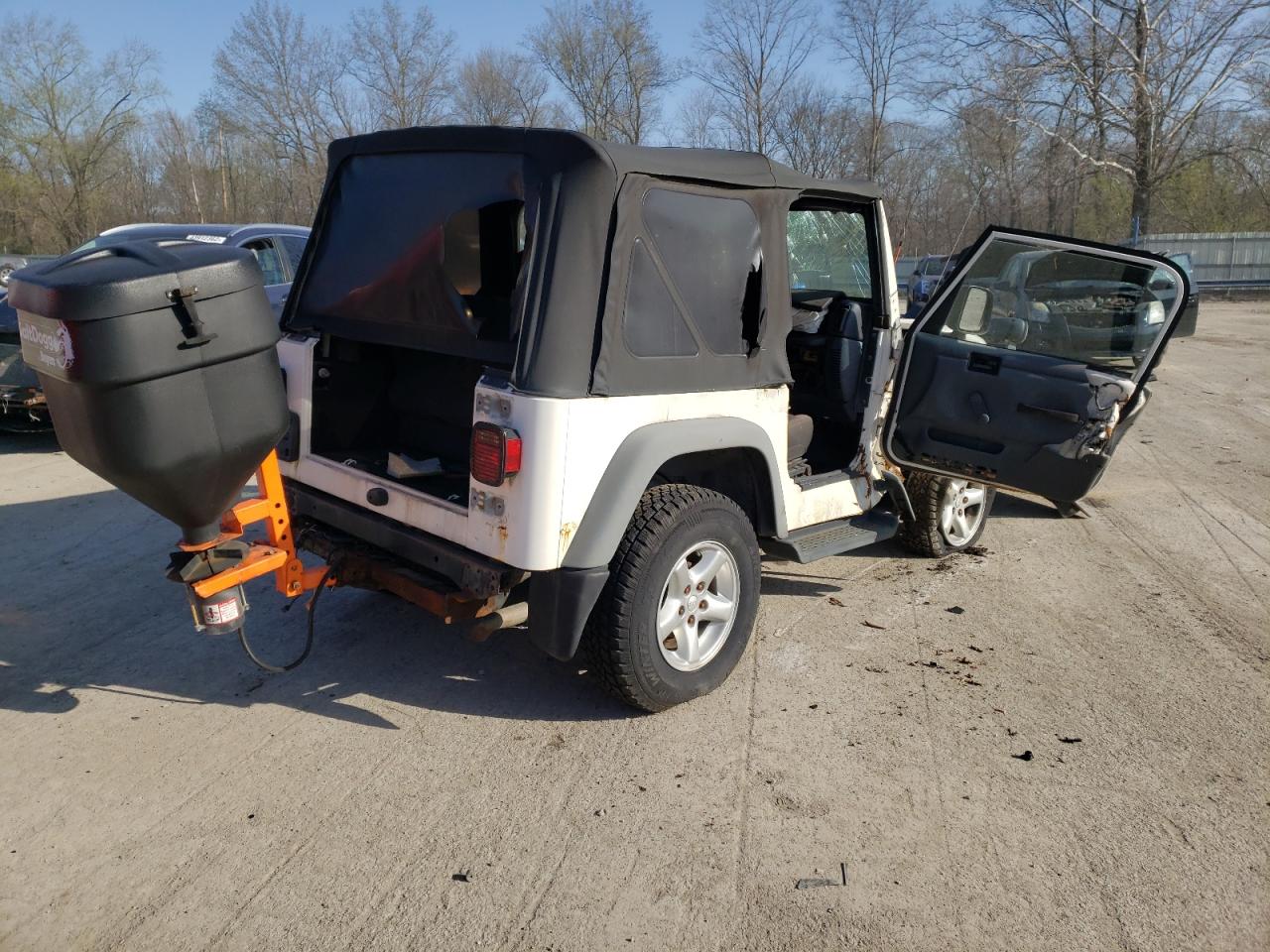 Photo 4 from auction – 2005 JEEP WRANGLER X with VIN 1J4FA39S65P379494