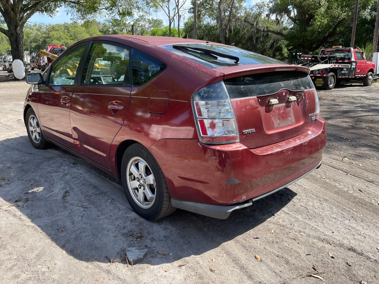 Photo 3 from auction – 2005 TOYOTA PRIUS with VIN JTDKB20U857034882