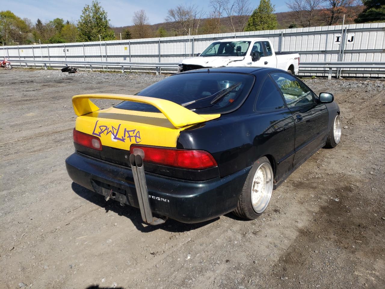 Photo 4 from auction – 1998 ACURA INTEGRA with VIN JH4DC4354WS016608