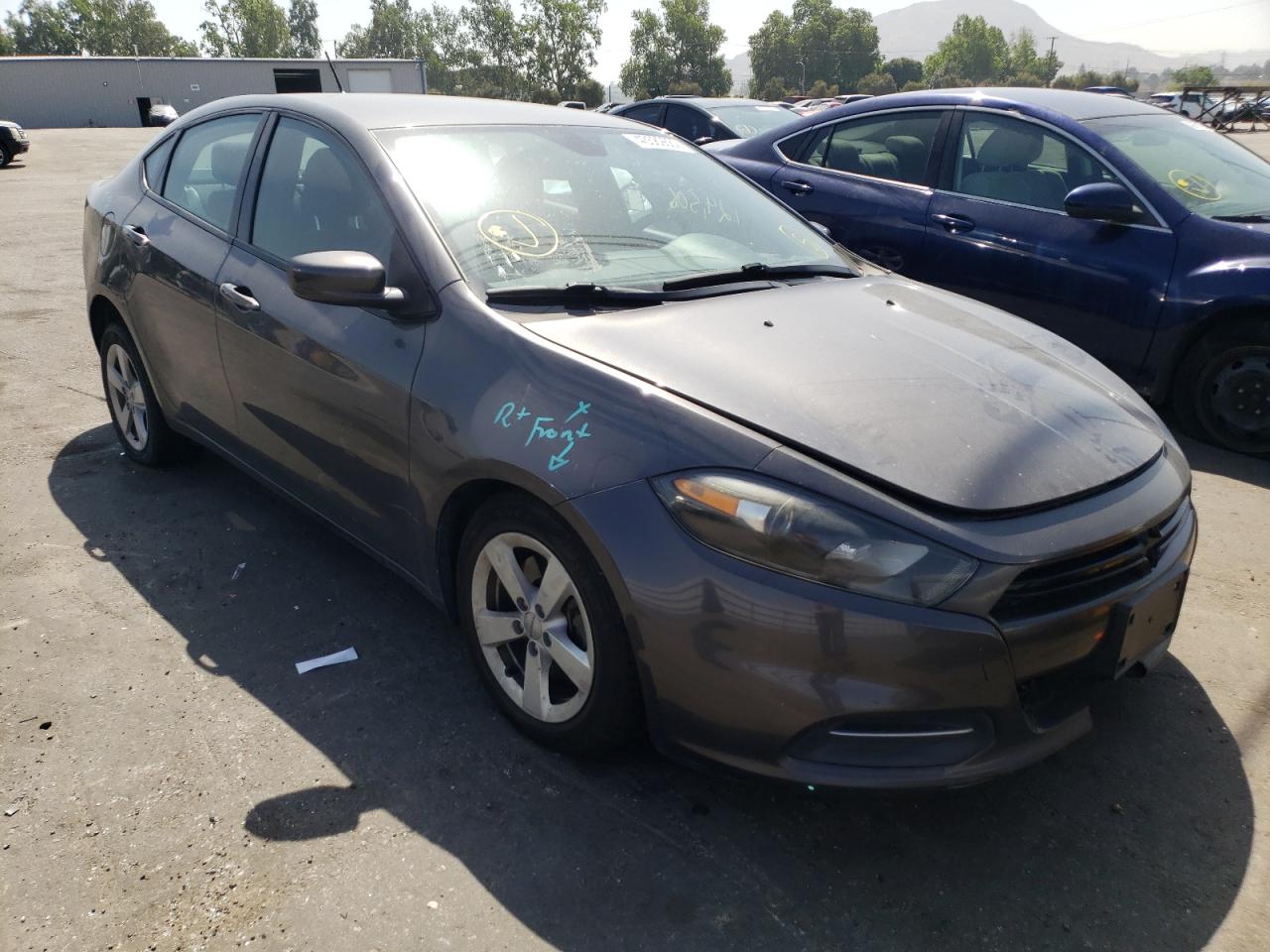 DODGE DART SXT 2015 with VIN 1C3CDFBB9FD199946 - Photo from auction