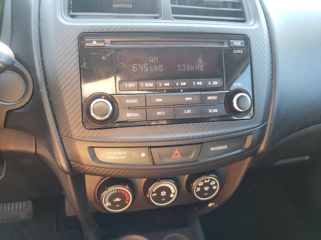 Photo 9 from auction – 2015 MITSUBISHI OUTLANDER with VIN 4A4AP3AW7FE051021