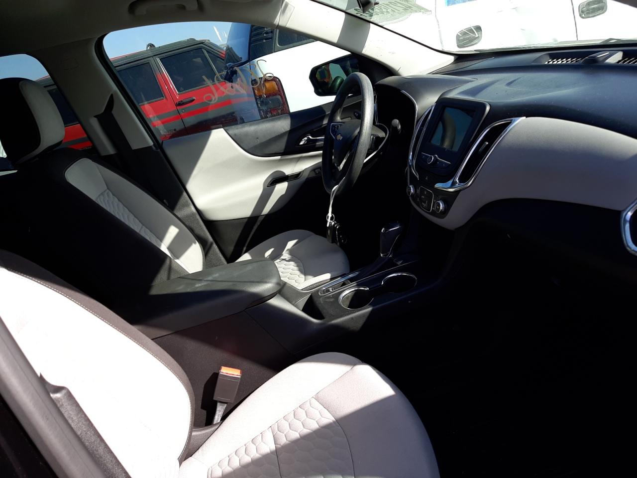 Photo 5 from auction – 2019 CHEVROLET EQUINOX LS with VIN 2GNAXHEV5K6139819