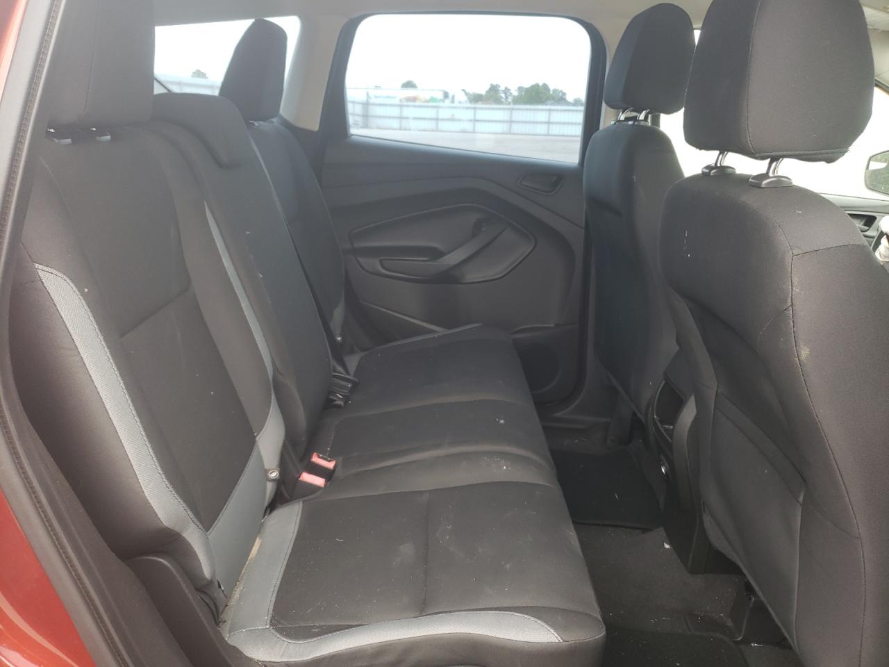 Photo 6 from auction – 2014 FORD ESCAPE S with VIN 1FMCU0F79EUE54913