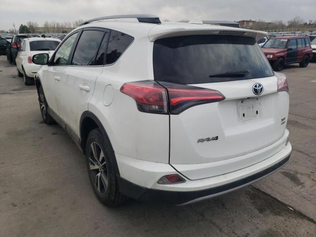 Photo 3 from auction – 2017 TOYOTA RAV4 XLE with VIN JTMRFREV0HD208155
