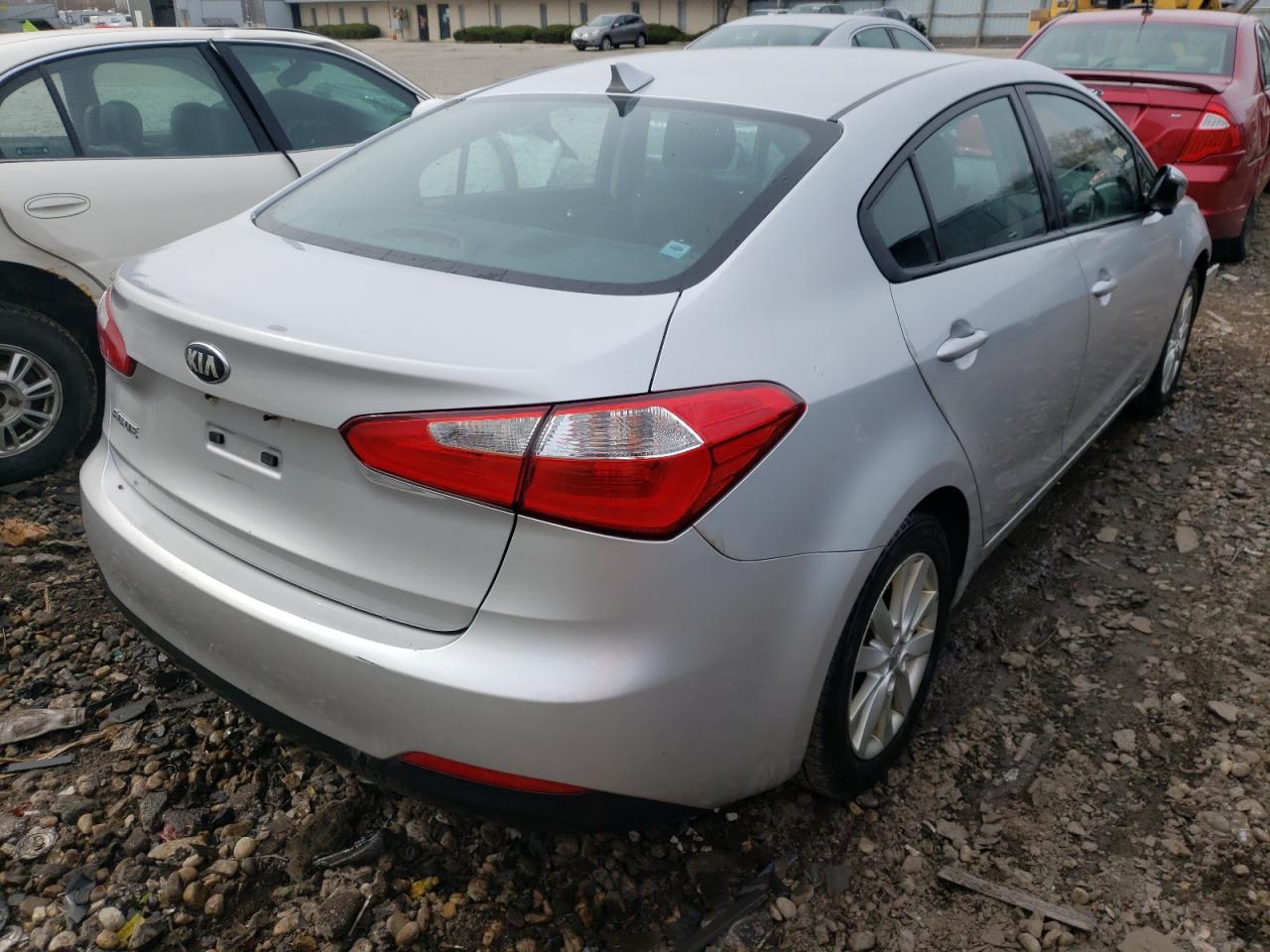 Photo 4 from auction – 2015 KIA FORTE LX with VIN KNAFX4A64F5400085