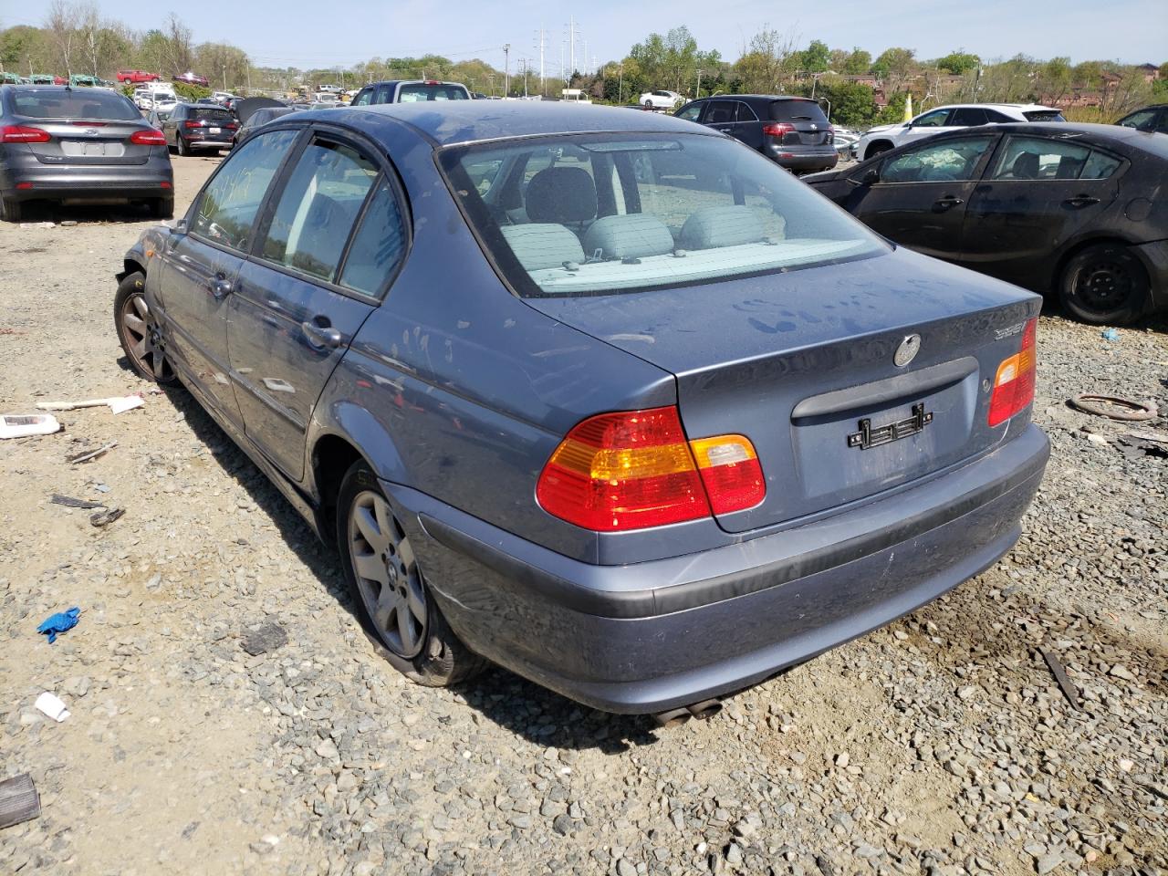 Photo 3 from auction – 2004 BMW 325 I with VIN WBAET37484NJ81779