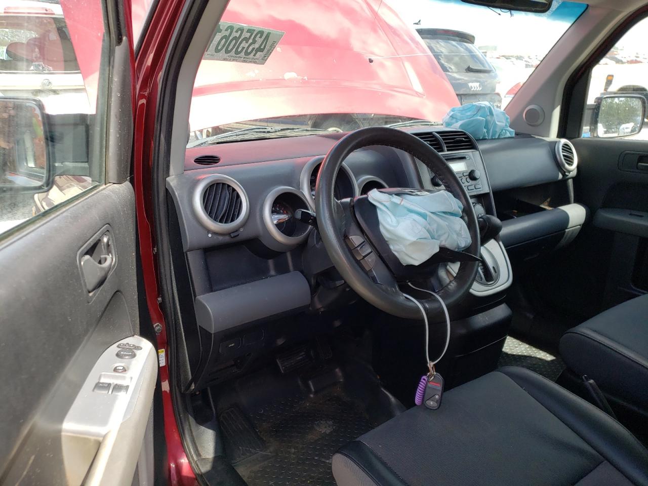 Photo 9 from auction – 2006 HONDA ELEMENT EX with VIN 5J6YH28766L018397