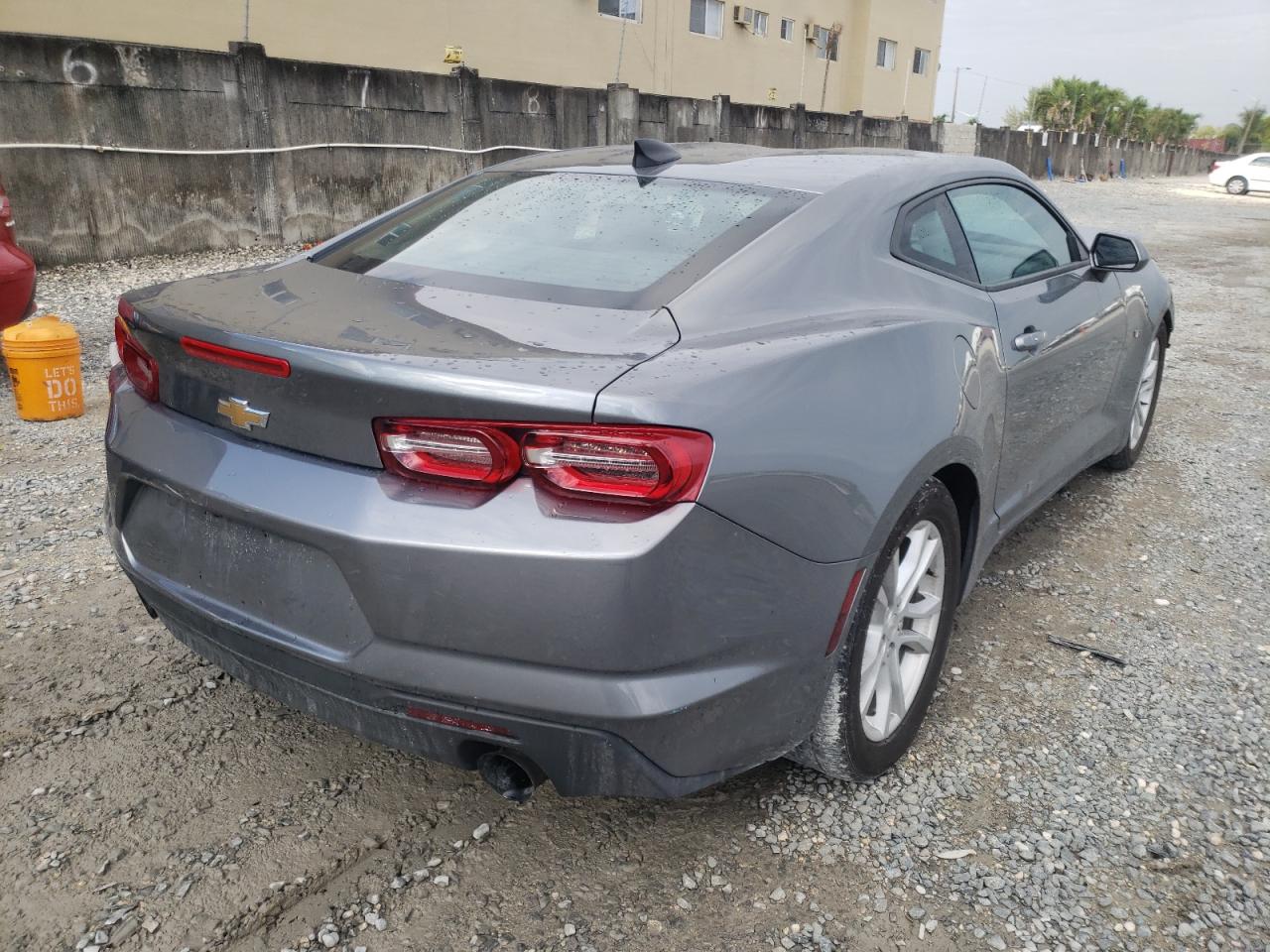 Photo 4 from auction – 2021 CHEVROLET CAMARO LS with VIN 1G1FB1RX4M0105097