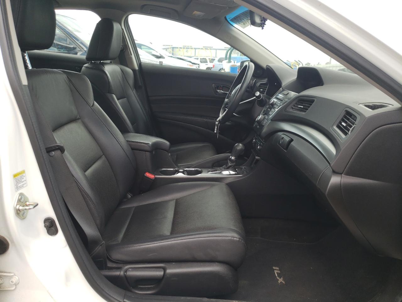 Photo 5 from auction – 2015 ACURA ILX 20 with VIN 19VDE1F38FE010178