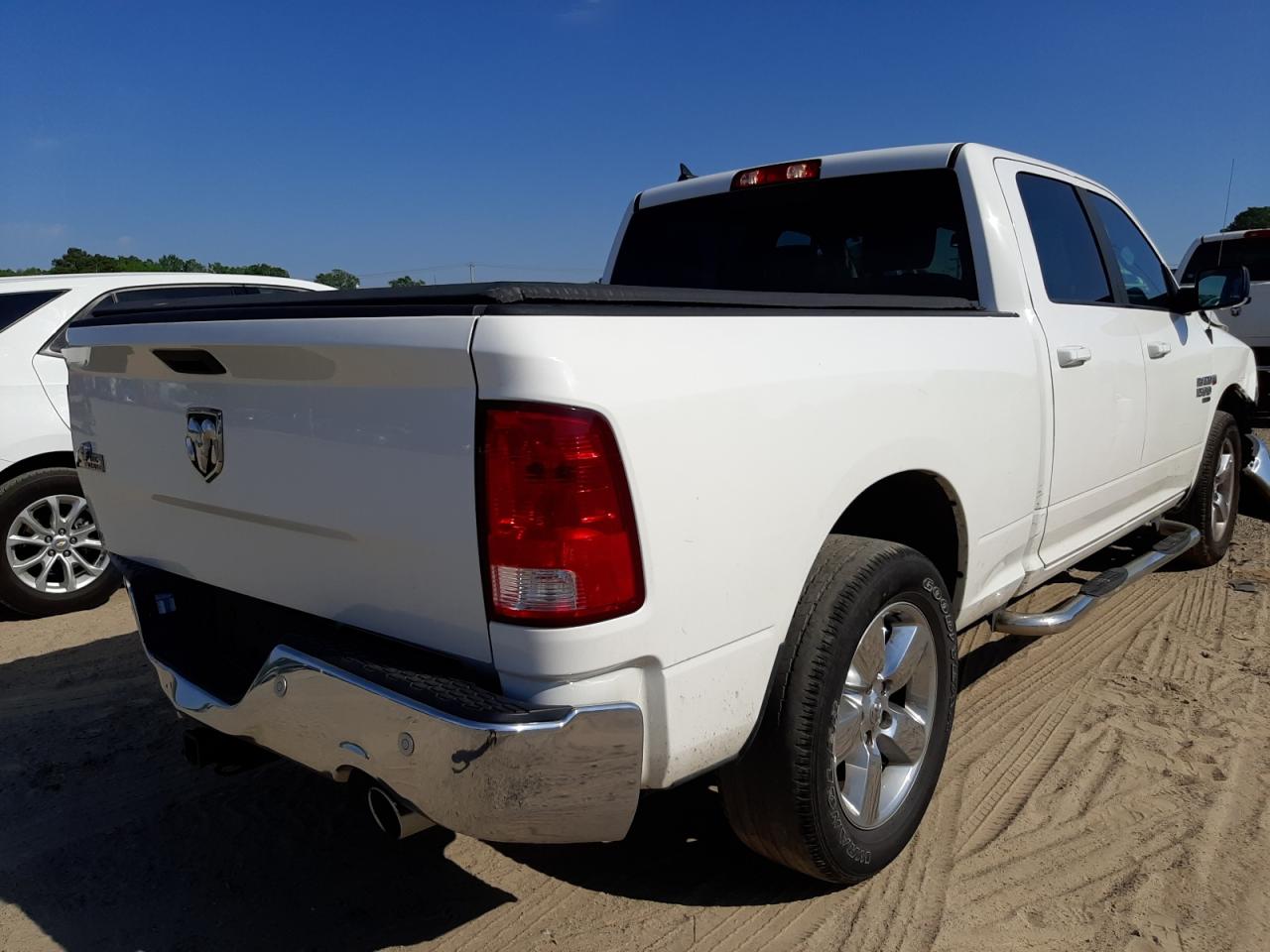 Photo 4 from auction – 2019 RAM 1500 CLASS with VIN 1C6RR6TT3KS603108