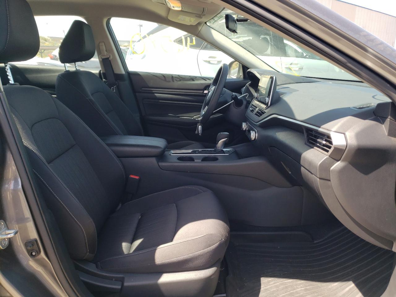 Photo 5 from auction – 2020 NISSAN ALTIMA S with VIN 1N4BL4BV3LC252334