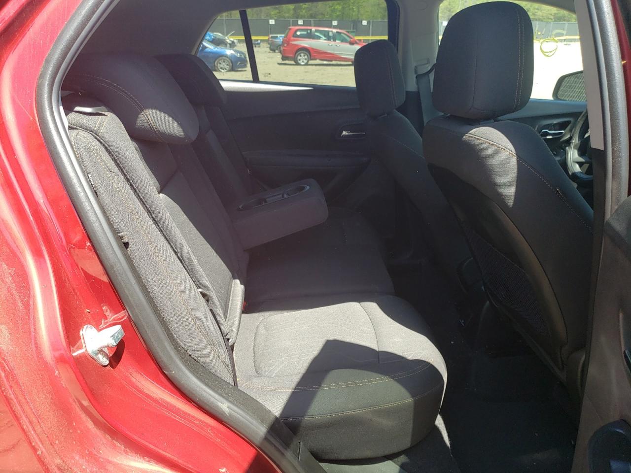Photo 6 from auction – 2020 CHEVROLET TRAX 1LT with VIN 3GNCJLSB5LL181878