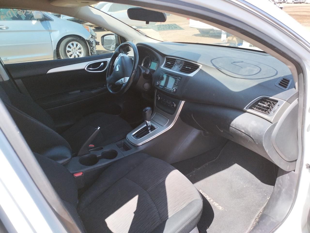 Photo 5 from auction – 2015 NISSAN SENTRA S with VIN 3N1AB7AP9FL689201