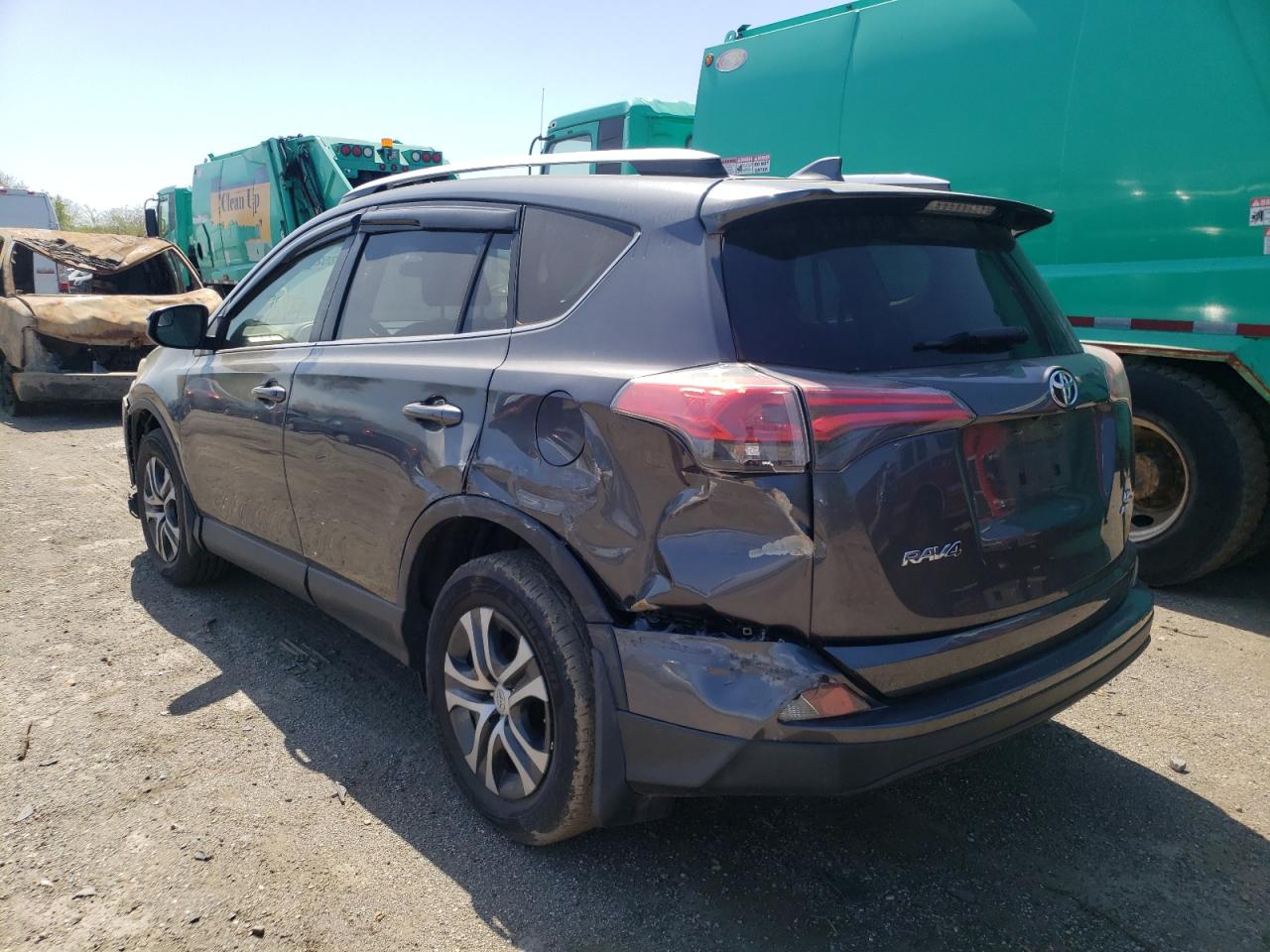 Photo 3 from auction – 2016 TOYOTA RAV4 LE with VIN JTMBFREV5GD190199