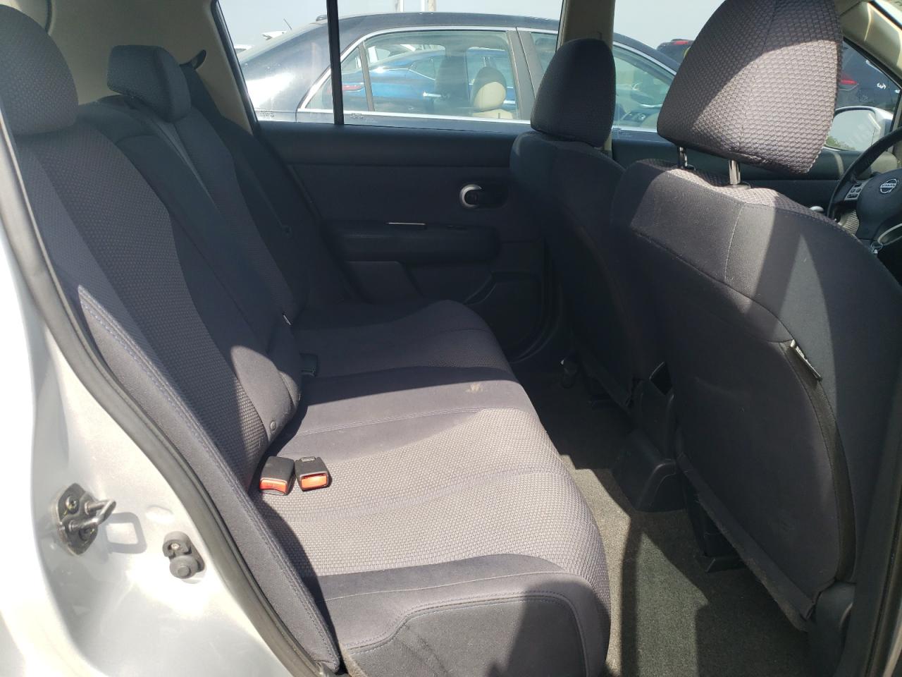 Photo 6 from auction – 2008 NISSAN VERSA S with VIN 3N1BC13E38L443550