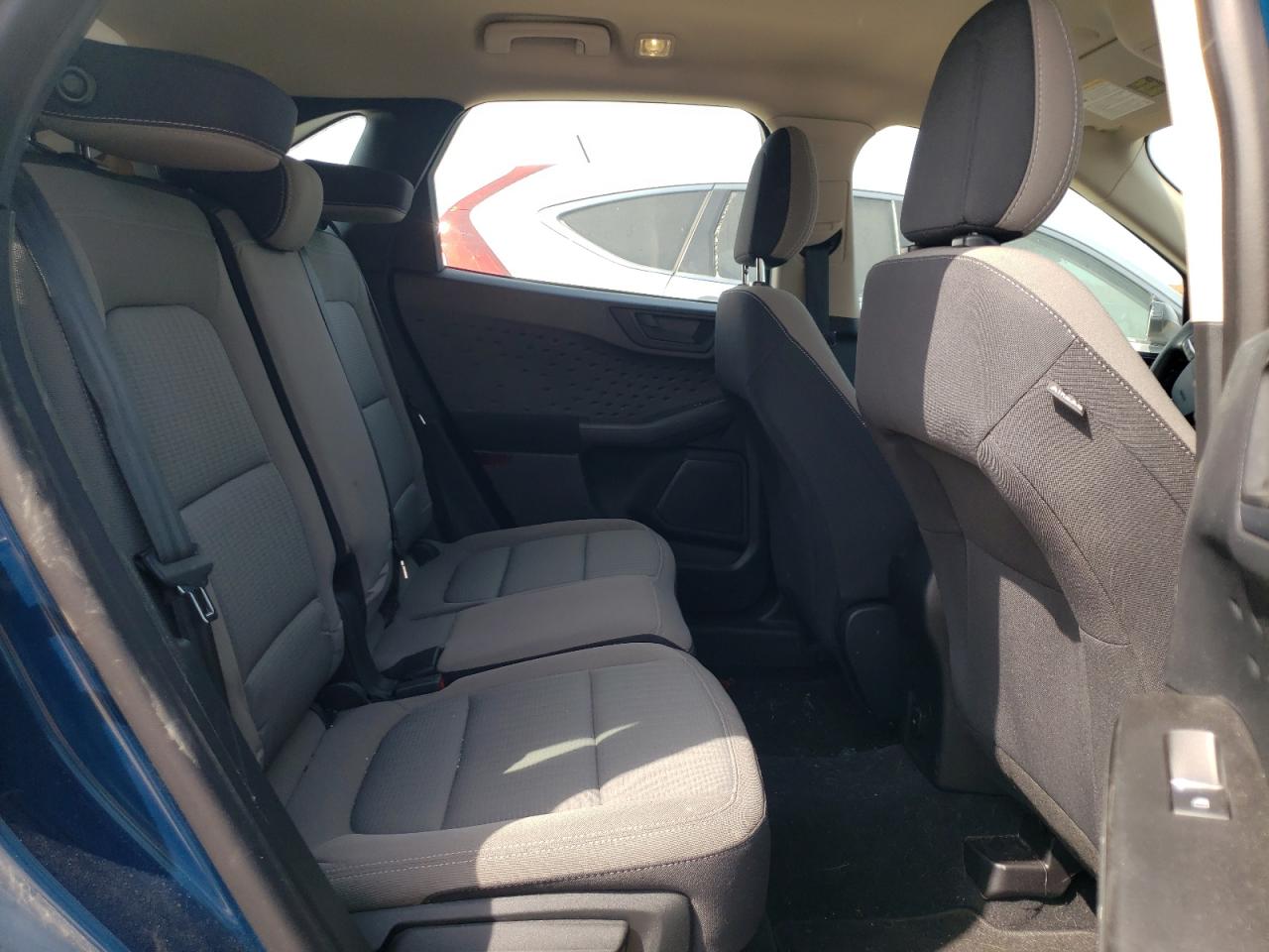 Photo 6 from auction – 2020 FORD ESCAPE S with VIN 1FMCU0F66LUC20507