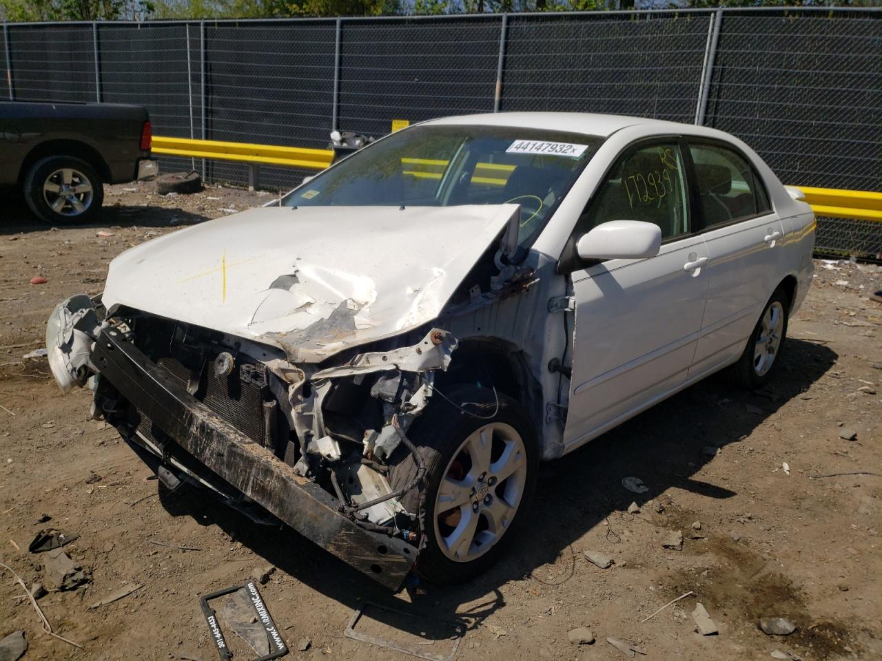 Photo 2 from auction – 2007 TOYOTA COROLLA CE with VIN 2T1BR32E67C797590