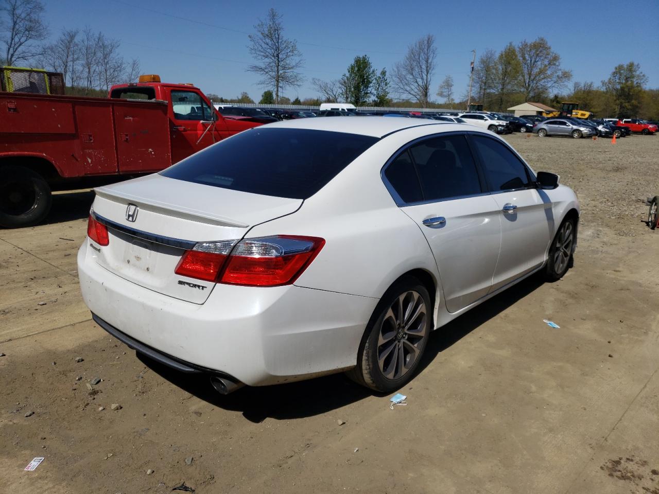 Photo 4 from auction – 2014 HONDA ACCORD SPO with VIN 1HGCR2F57EA190223