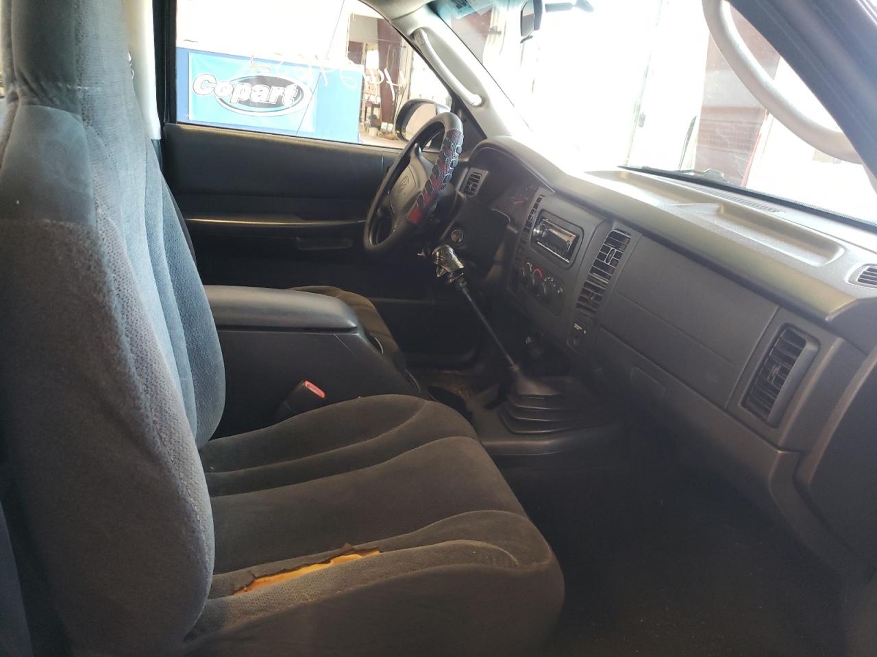 Photo 5 from auction – 2004 DODGE DAKOTA SXT with VIN 1D7FL16K94S615422