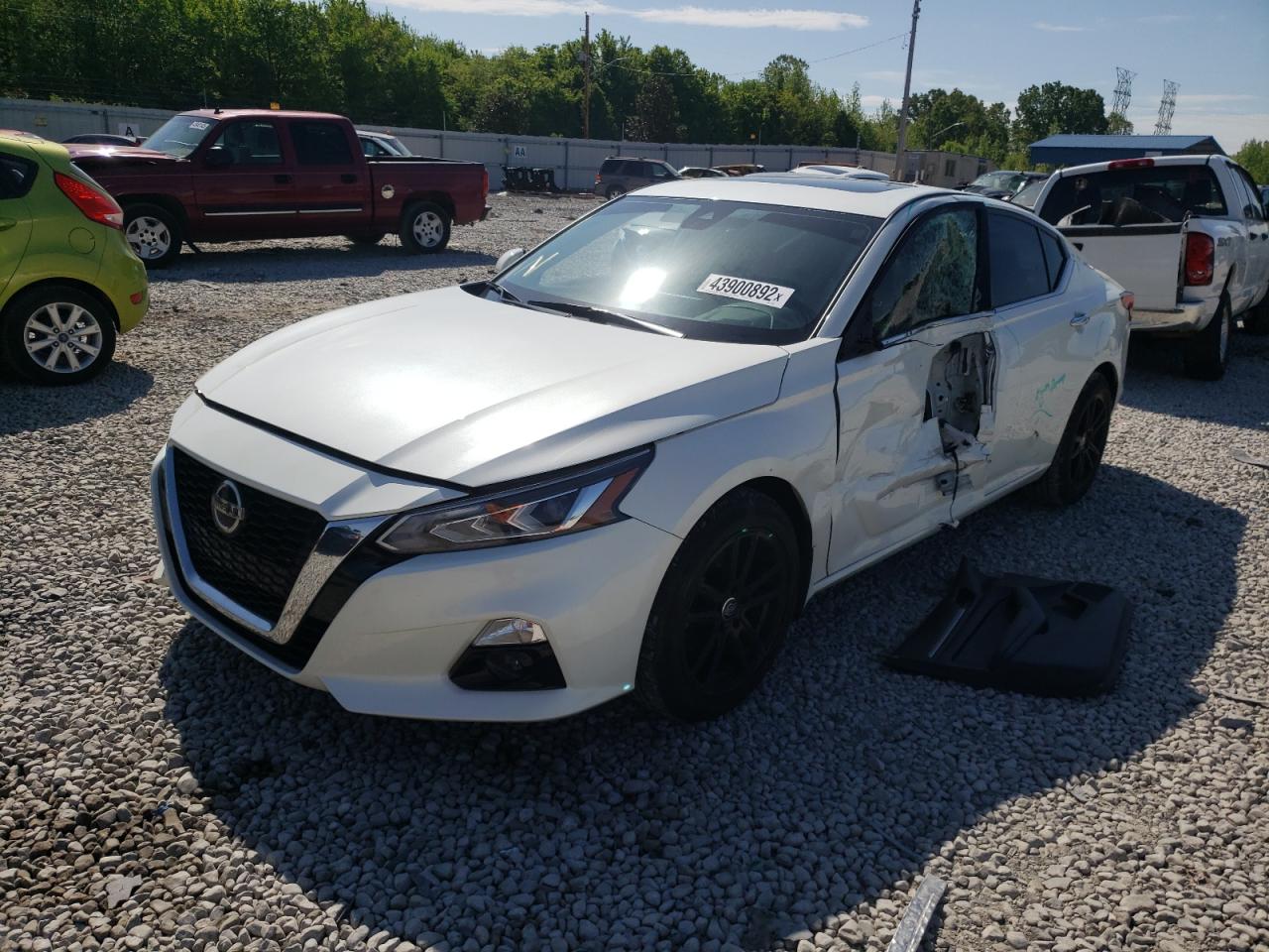 Photo 2 from auction – 2019 NISSAN ALTIMA SV with VIN 1N4BL4DV7KC114453