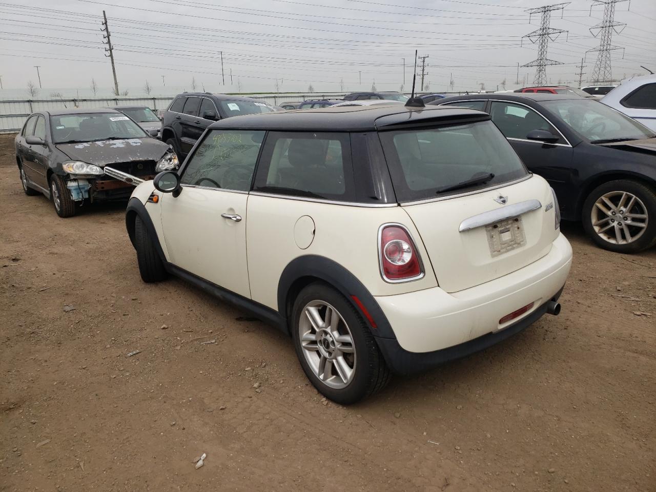Photo 3 from auction – 2011 MINI COOPER with VIN WMWSU3C58BT091264