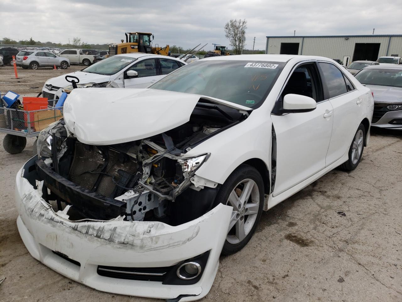 Photo 2 from auction – 2013 TOYOTA CAMRY L with VIN 4T1BF1FK1DU688980