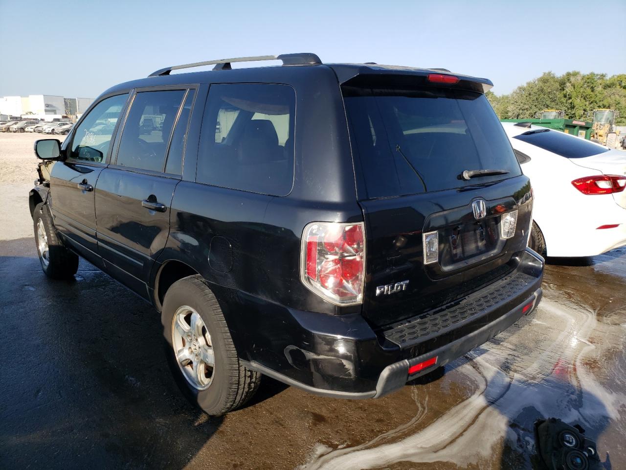 Photo 3 from auction – 2007 HONDA PILOT EXL with VIN 5FNYF28647B031799
