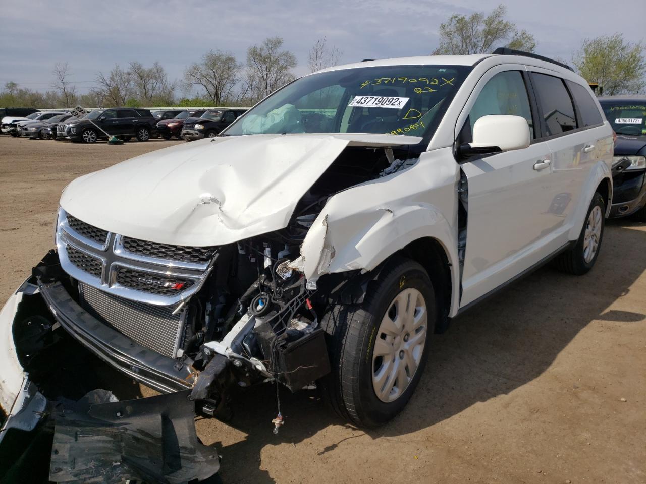 Photo 2 from auction – 2019 DODGE JOURNEY SE with VIN 3C4PDCBB1KT799084