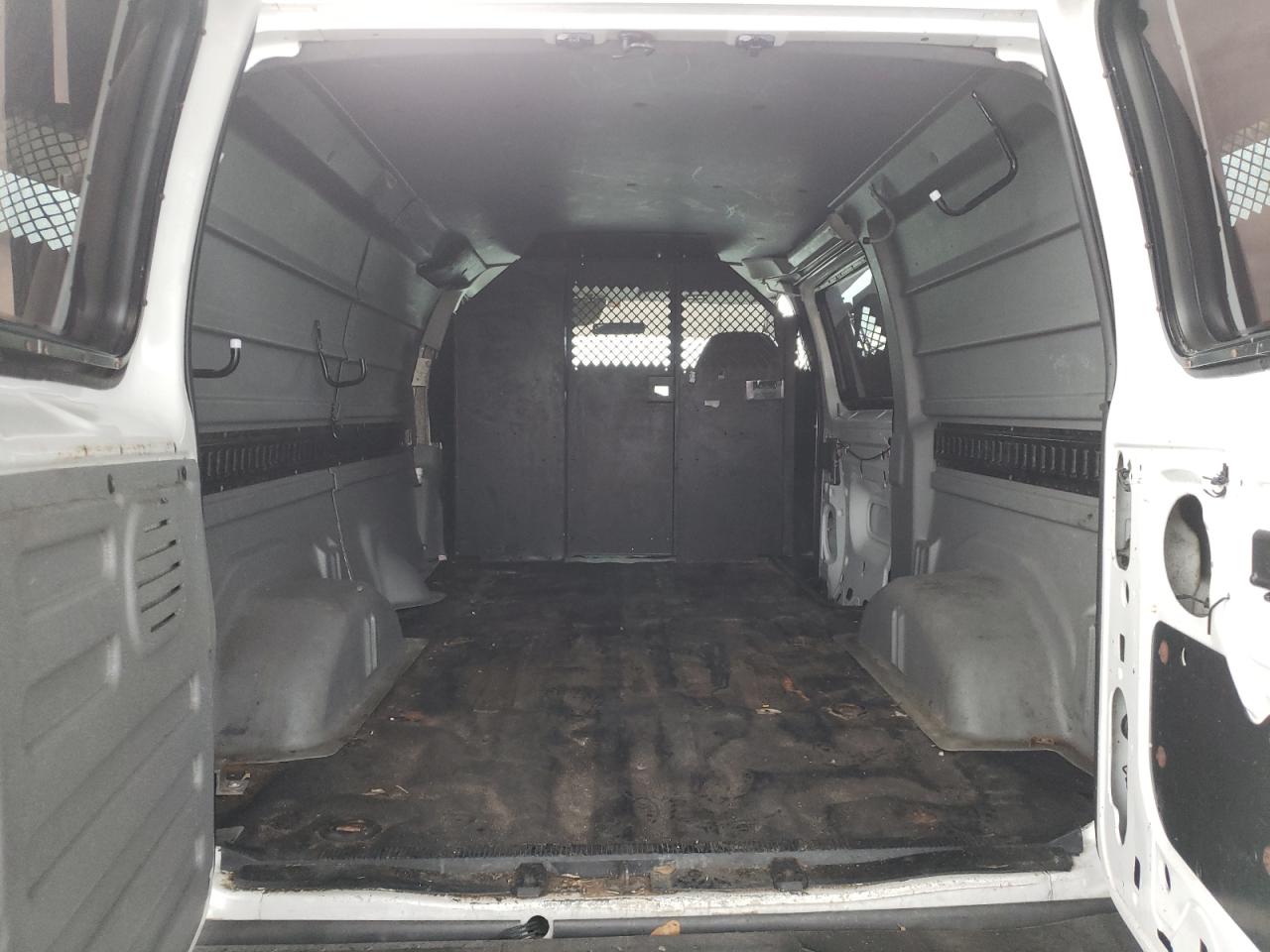 Photo 6 from auction – 2006 FORD ECONOLINE with VIN 1FTNE24W26DB24354