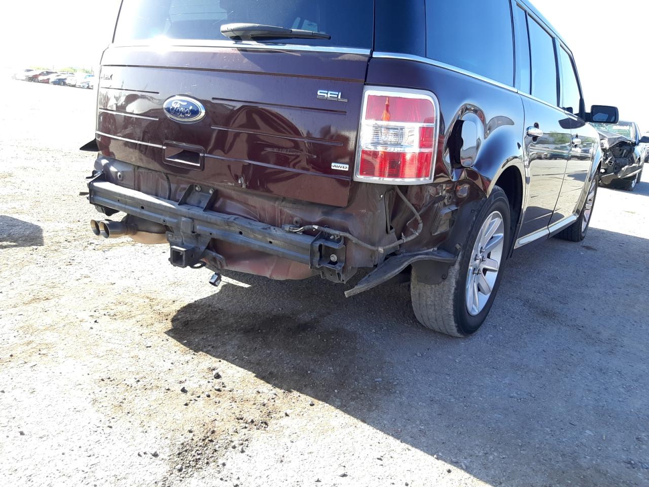 Photo 9 from auction – 2011 FORD FLEX SEL with VIN 2FMHK6CC5BBD13600
