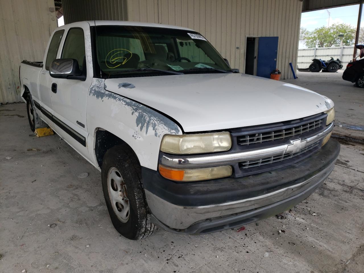 CHEVROLET SILVERADO 2001 with VIN 2GCEC19V911152284 - Photo from auction