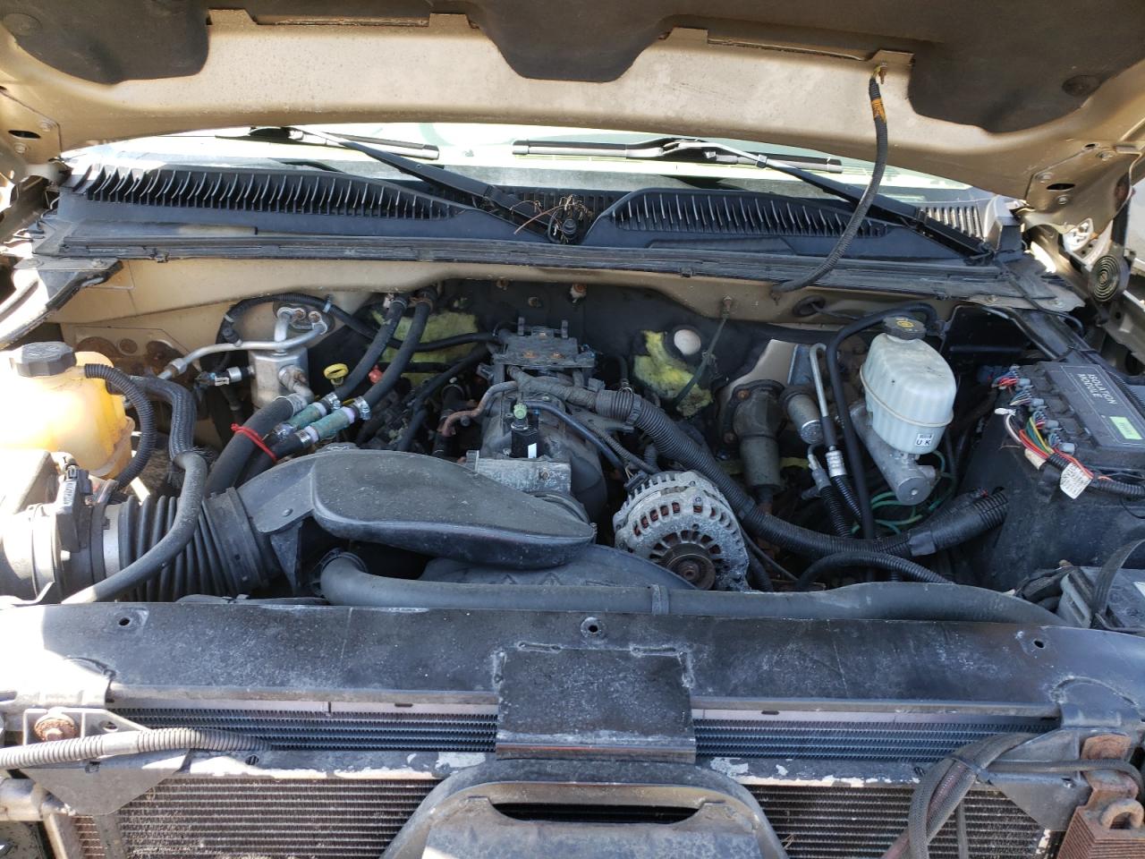 Photo 7 from auction – 2005 CHEVROLET SILVERADO with VIN 1GCHK24U55E203997