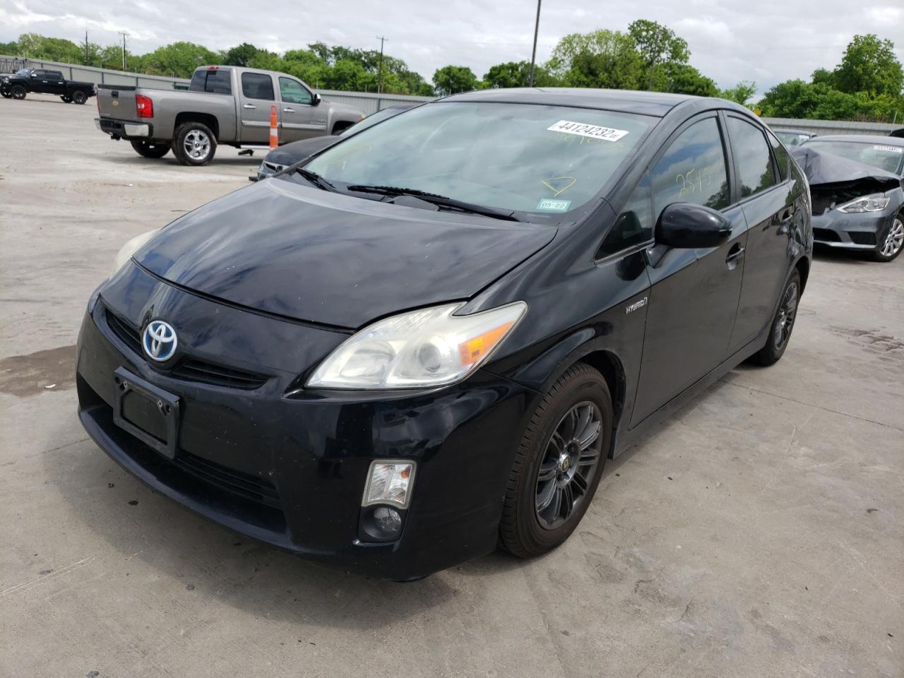 Photo 2 from auction – 2011 TOYOTA PRIUS with VIN JTDKN3DU8B0289012
