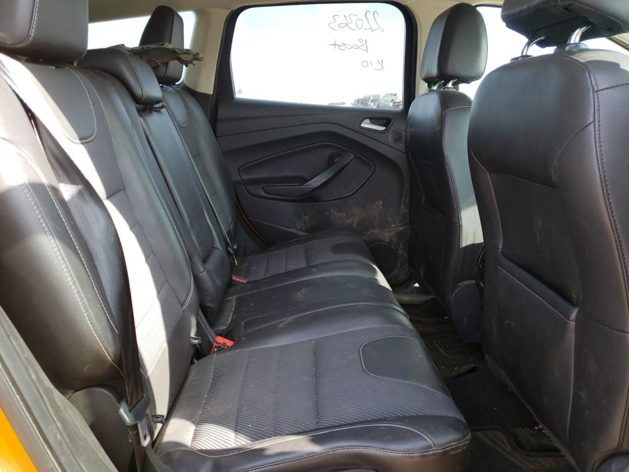 Photo 6 from auction – 2016 FORD ESCAPE SE with VIN 1FMCU9GX0GUC47350