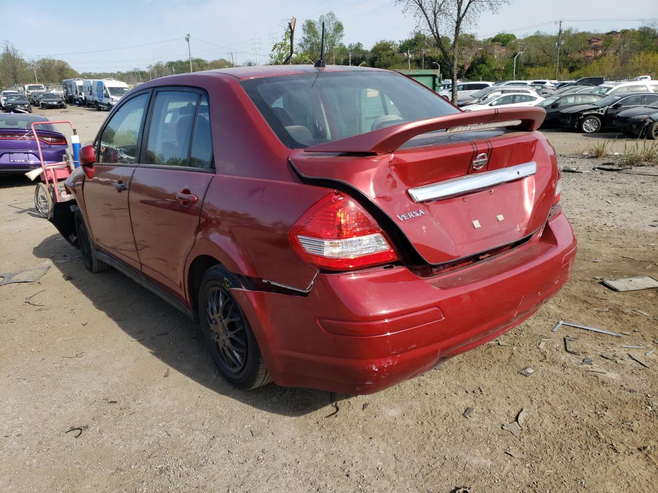 Photo 3 from auction – 2010 NISSAN VERSA S with VIN 3N1BC1AP2AL457000