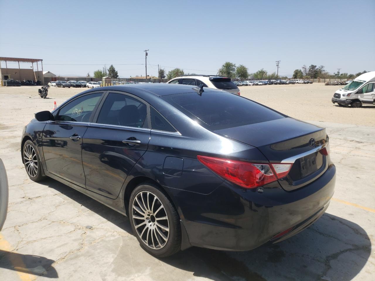 Photo 3 from auction – 2011 HYUNDAI SONATA GLS with VIN 5NPEB4AC3BH163389