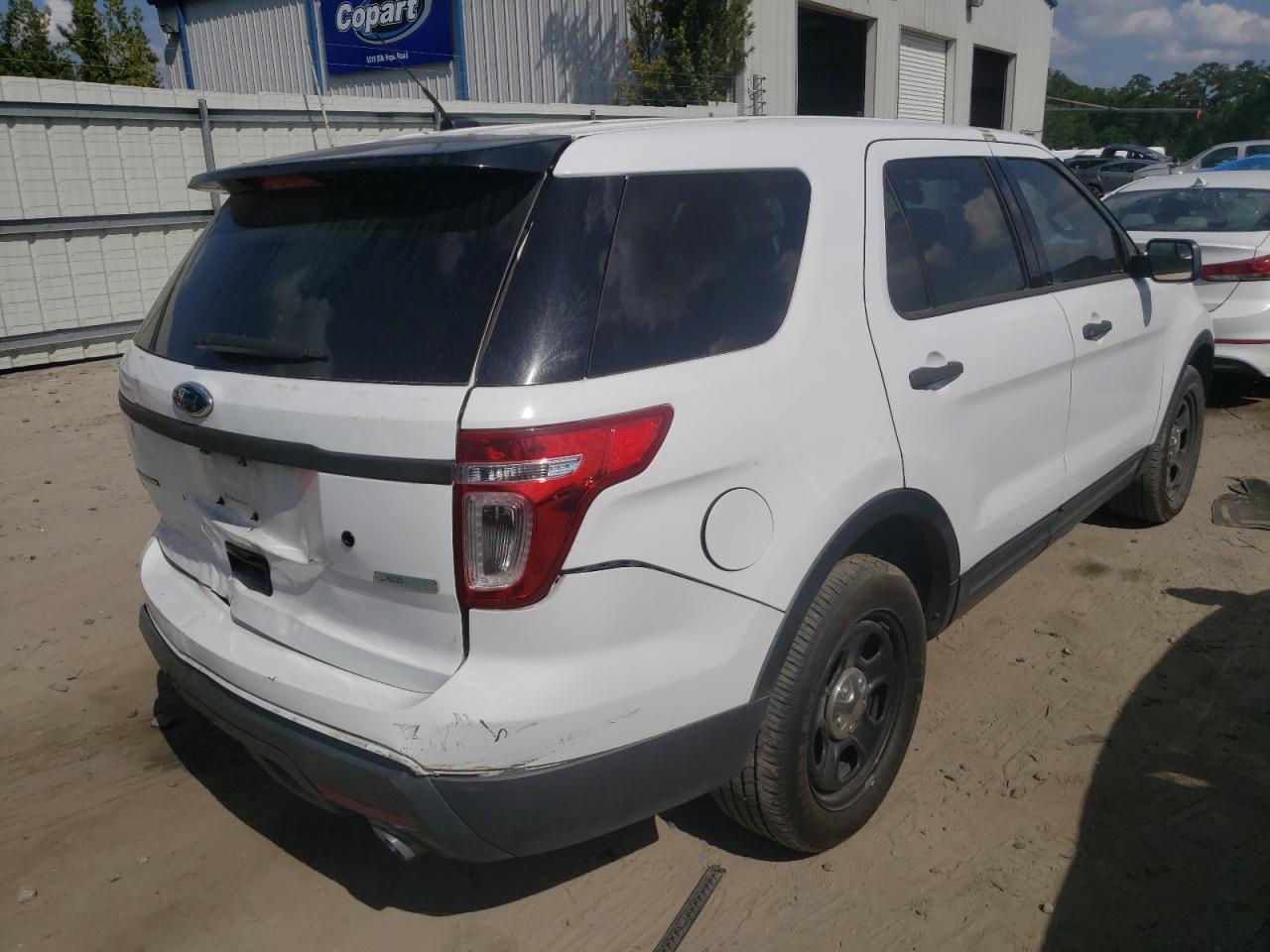 Photo 4 from auction – 2015 FORD EXPLORER P with VIN 1FM5K8AT8FGC16312