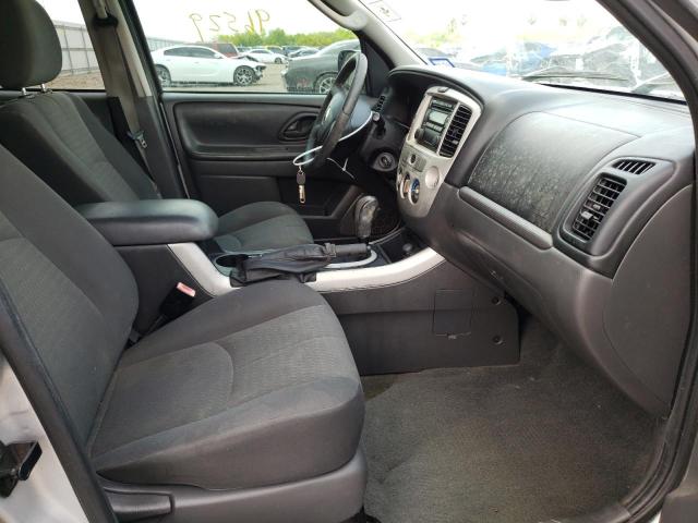 Photo 5 from auction – 2005 MAZDA TRIBUTE I with VIN 4F2YZ02Z25KM64102