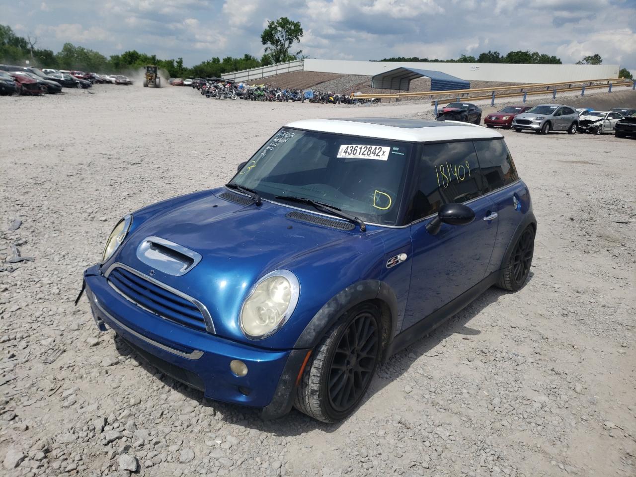 Photo 2 from auction – 2005 MINI COOPER S with VIN WMWRE33565TL12277