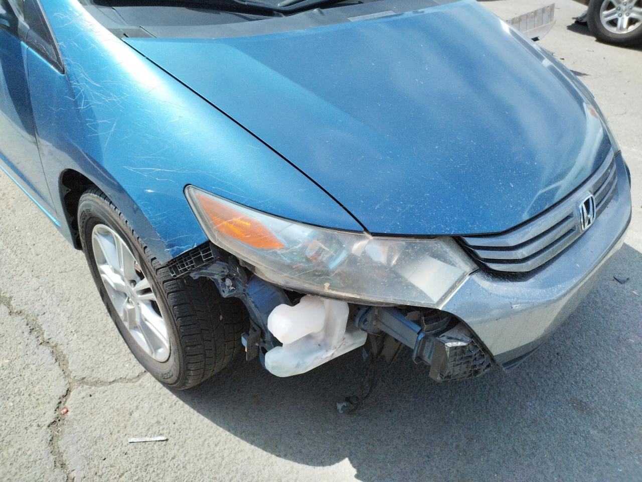 Photo 9 from auction – 2010 HONDA INSIGHT EX with VIN JHMZE2H75AS027687