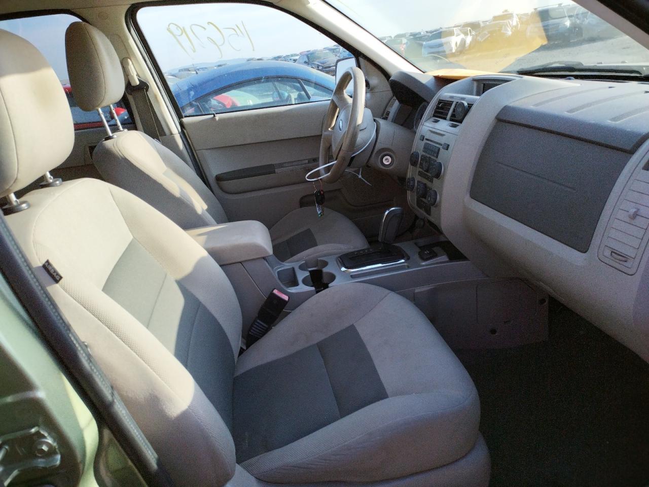Photo 5 from auction – 2008 FORD ESCAPE HEV with VIN 1FMCU49H78KD66390