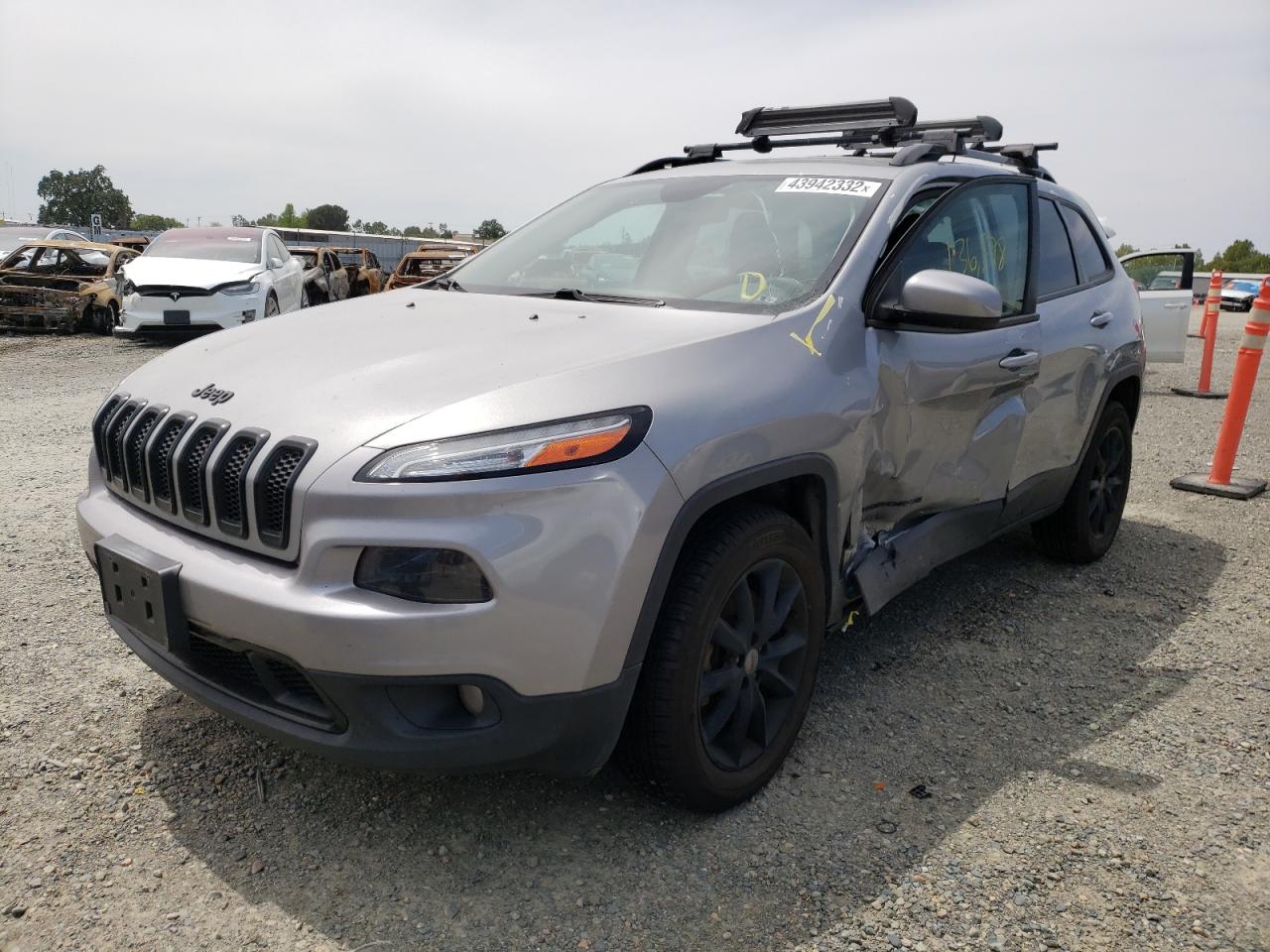 Photo 2 from auction – 2014 JEEP CHEROKEE L with VIN 1C4PJMCB2EW301194