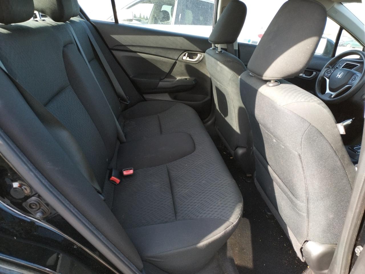 Photo 6 from auction – 2015 HONDA CIVIC LX with VIN 19XFB2F5XFE261719