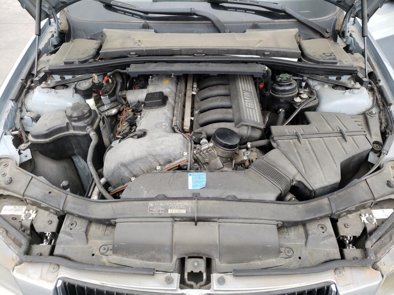 Photo 7 from auction – 2006 BMW 325 I with VIN WBAVB13576KX42144