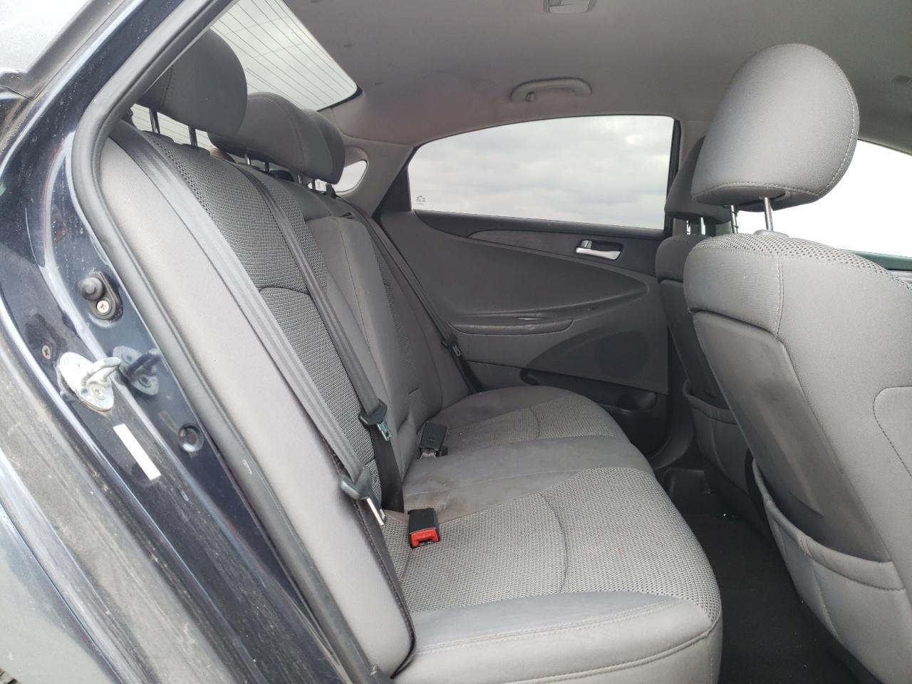 Photo 6 from auction – 2011 HYUNDAI SONATA GLS with VIN 5NPEB4AC7BH079821