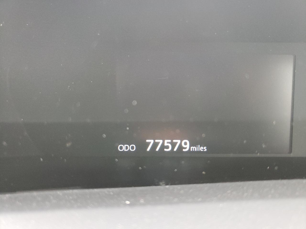 Photo 8 from auction – 2017 TOYOTA PRIUS with VIN JTDKARFUXH3029648