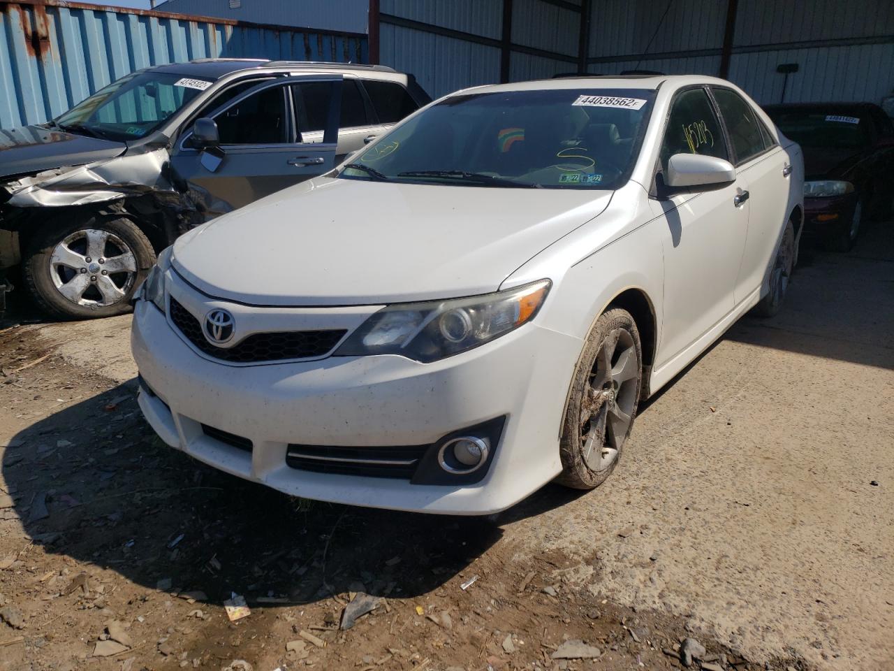 Photo 2 from auction – 2012 TOYOTA CAMRY BASE with VIN 4T1BF1FK6CU620317